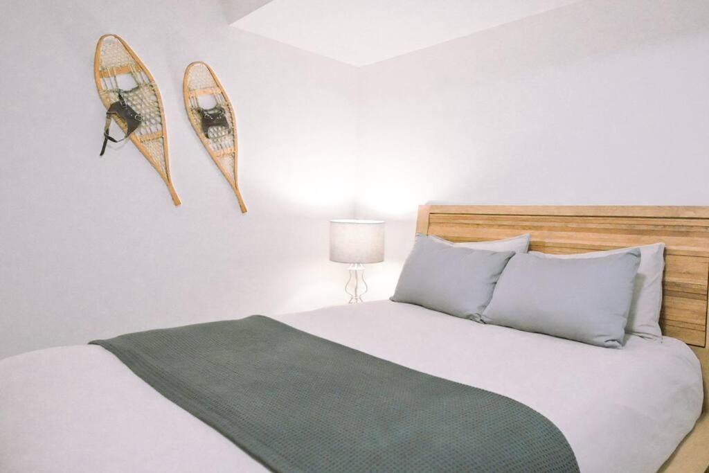 Oasis Getaway, Mins To Lake, King Bed, Dbl Garage Инвермор Екстериор снимка